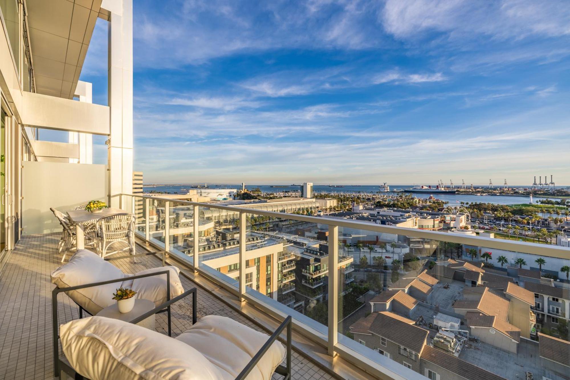 @ Marbella Lane - Penthouse W/ City & Ocean Views Лонг-Біч Екстер'єр фото