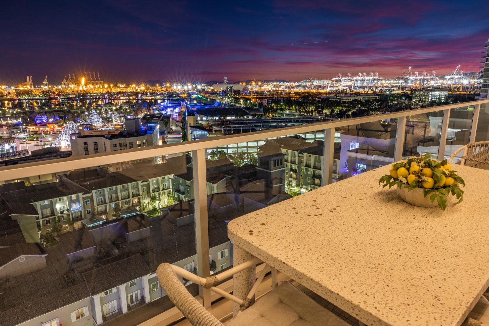 @ Marbella Lane - Penthouse W/ City & Ocean Views Лонг-Біч Екстер'єр фото